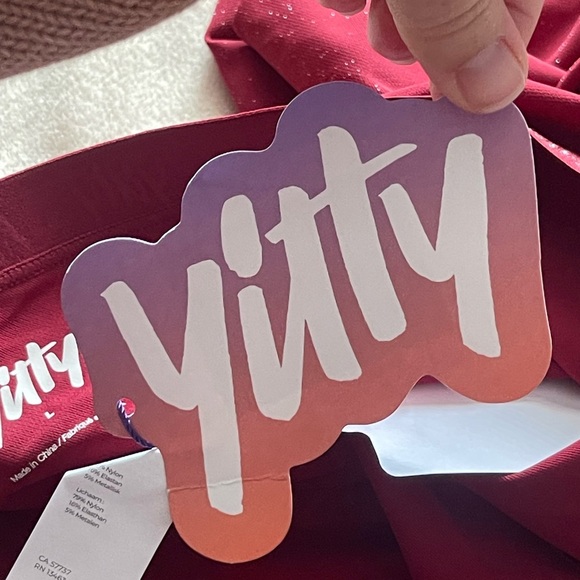 Yitty NWT red glitter flattering leggings - Picture 4 of 9